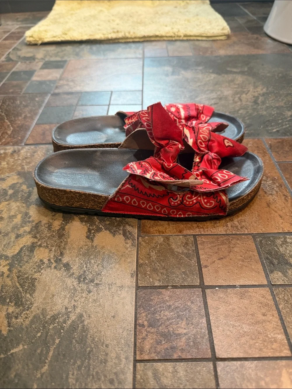 Woman’s Red Bandana Bow Slide Sandals